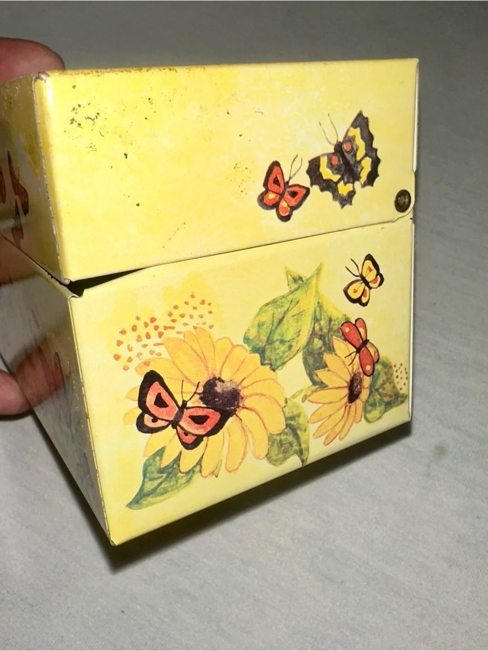 Vintage 70s Sunflower Butterfly Tin Recipe Box Syndicate Mfg Co Metal Yellow
